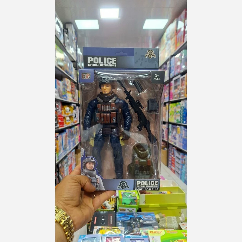 اکشن فیگور کماندو با لوازم واکسسوری مفصلی